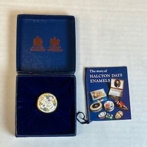 Halcyon Days Enamels Pour Toi Pill Box Mini Trinket Box Blue Gold Floral England